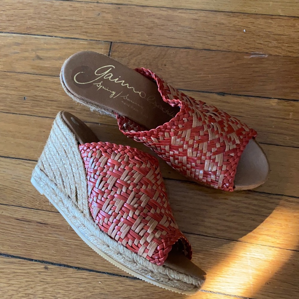 Gaimo Espadrilles wedge sandals 9 leather heels